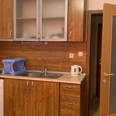 Stamopolu Parter 公寓 *